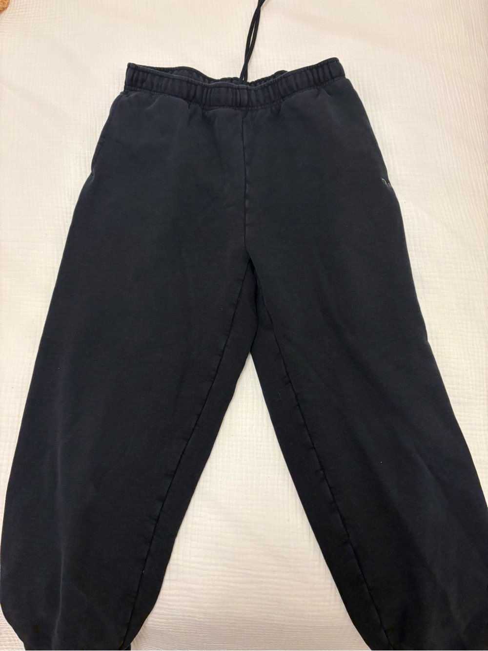 Aritzia Black Sweatpants - Comfortable Everyday Bottoms